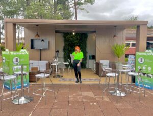 Residência modular tipo container com cobertura e fechamento isotérmico. Thermo-Iso fabricante de telhas e painéis isotérmicos em São Paulo, Minas Gerais e Mato Grosso do Sul. Entregamos em todo o Brasil.